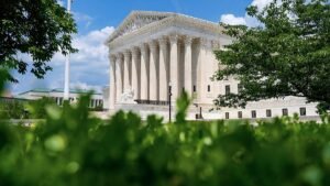 SCOTUS clears way to deport Haitians and Syrians from US