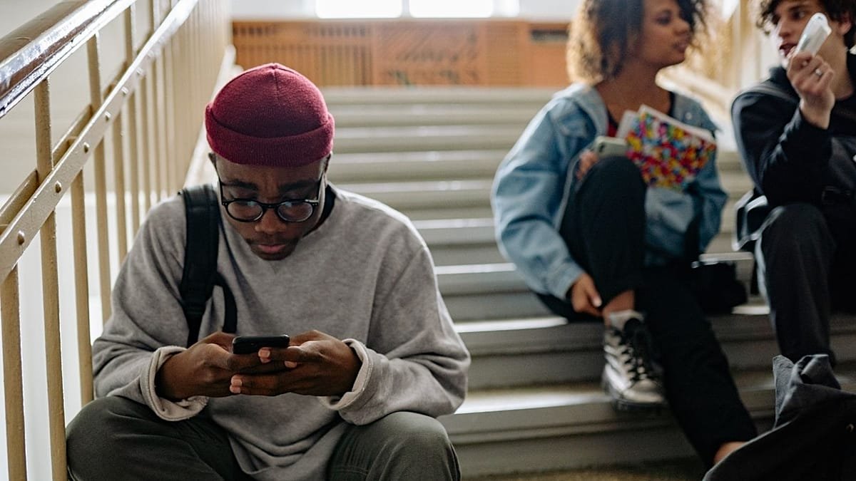 Six in 10 use AI for mental health support despite doubts, survey says