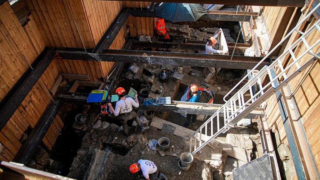 Major dig at Notre-Dame unearths treasures from Roman Paris