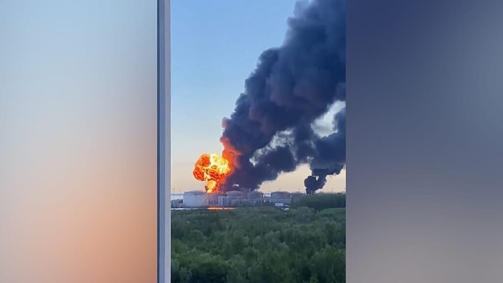 Video. Moment explosion erupts at Russian oil terminal in St. Petersburg after Ukrainian drone attack