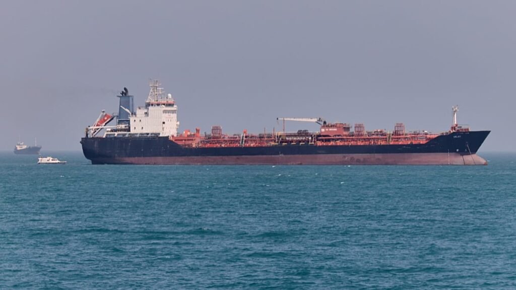 EU fossil fuel imports 1.2% down since Iran war started – study
