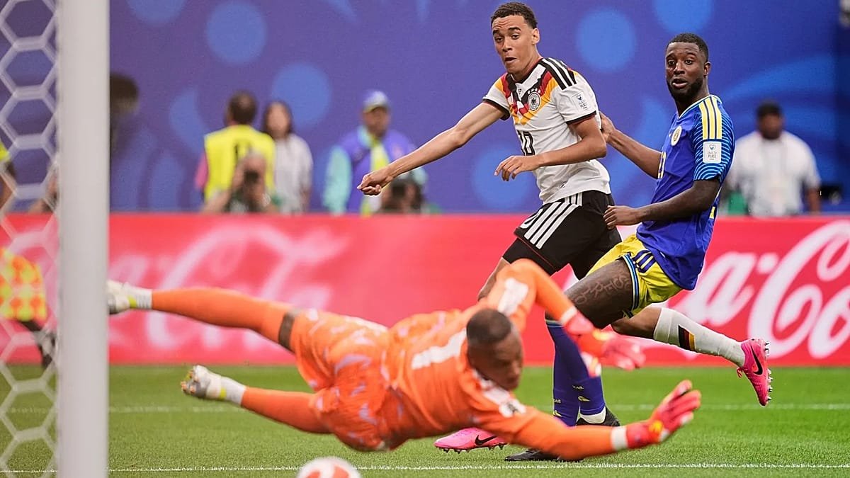 Live Football: Curaçao scores its first-ever FIFA World Cup goal