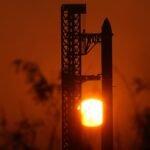 SpaceX sheds $600 billion in three days and turns to the bond market