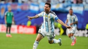 Lionel Messi scores first World Cup hat trick in 3-0 win over Algeria