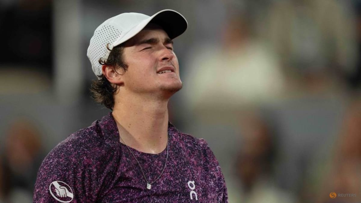 Teen sensation Fonseca exits French Open with new conviction