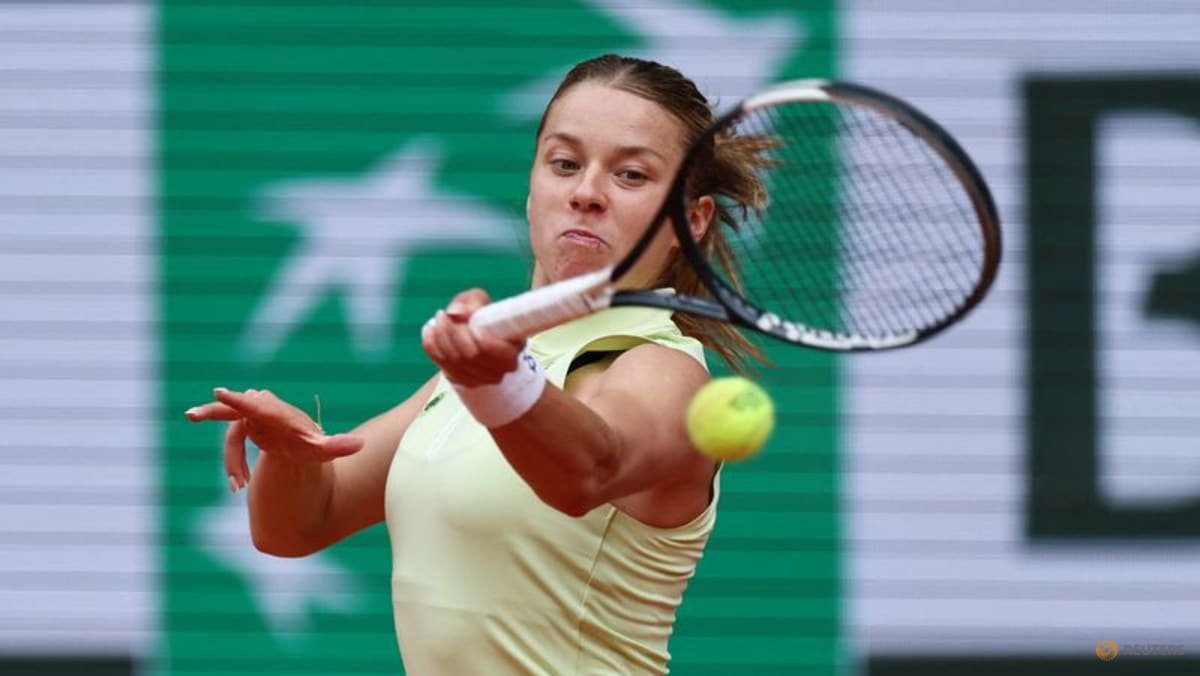 Chwalinska emerges from depression and Swiatek’s shadow to shine at Roland Garros