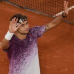 Cobolli survives wind, suppresses Auger-Aliassime for Paris semis spot