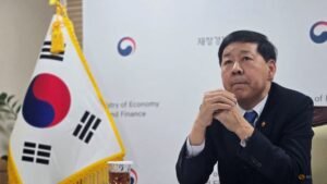 South Korea finance minister vows response to financial market volatility