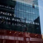 Exclusive-SpaceX tells banks it won’t move its $135-a-share IPO price