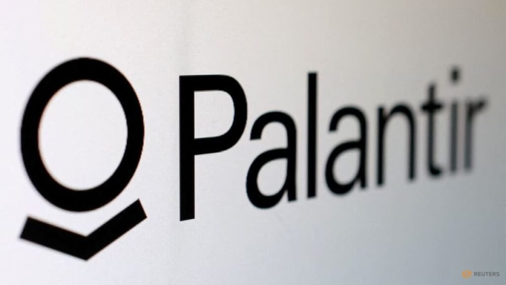 UK reviewing Palantir’s NHS contract amid pressure to use break clause