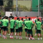 Hosts Mexico face South Africa under pressure to deliver in World Cup opener