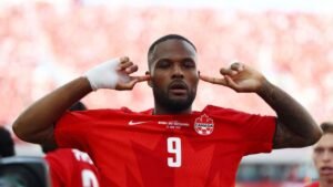 Canada’s Larin salvages 1-1 draw against Bosnia in Group B opener