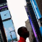 Retail investors build big dreams on small slices of SpaceX