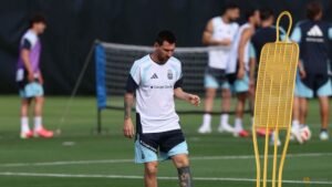 Argentina begin World Cup defence against confident Algeria