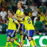 Sweden smash five past Tunisia in World Cup opener