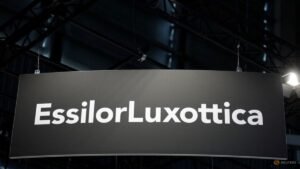 EssilorLuxottica, Applied Materials strike deal to develop smart glasses, AR technology