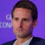 Snap CEO Spiegel defends Specs as long-term bet, pushes back against activist pressure