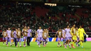 South Korea coach urges players to move on from Mexico defeat
