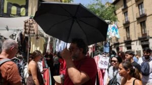 Spain swelters in first official heatwave of 2026