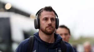 Tottenham sign veteran goalkeeper Dubravka