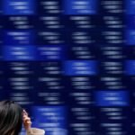 Asia shares retreat as Apple price hikes rain on chip parade
