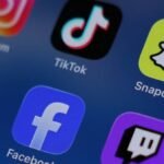 Australia plans to strengthen laws banning children from social media