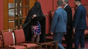 How this far-right outsider is winning in Australia