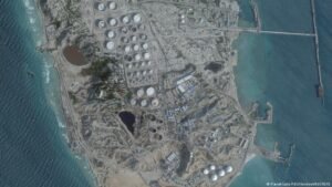 Iran war: Trump vows to seize Iranian oil facilities
