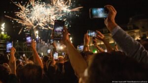 Kosovo PM wins snap vote, but with no majority