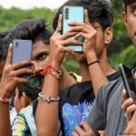 Young people avoiding the news, Reuters report
