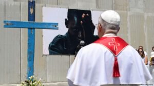 Pope Leo bows to migrants’ ‘dignity’ in Gran Canaria