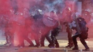 Violent riots overshadow peaceful G7 protests in Geneva
