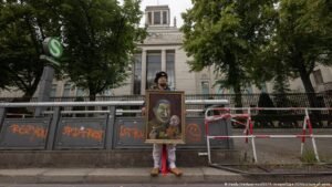 Russian artist critical of Putin shot dead in Poland