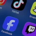 UAE imposes limits on teen social media access
