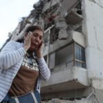 Venezuelans trapped alive after twin quakes kill at least 188