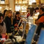 Brandy Melville: Why is this teen fashion retailer closing its fitting rooms?