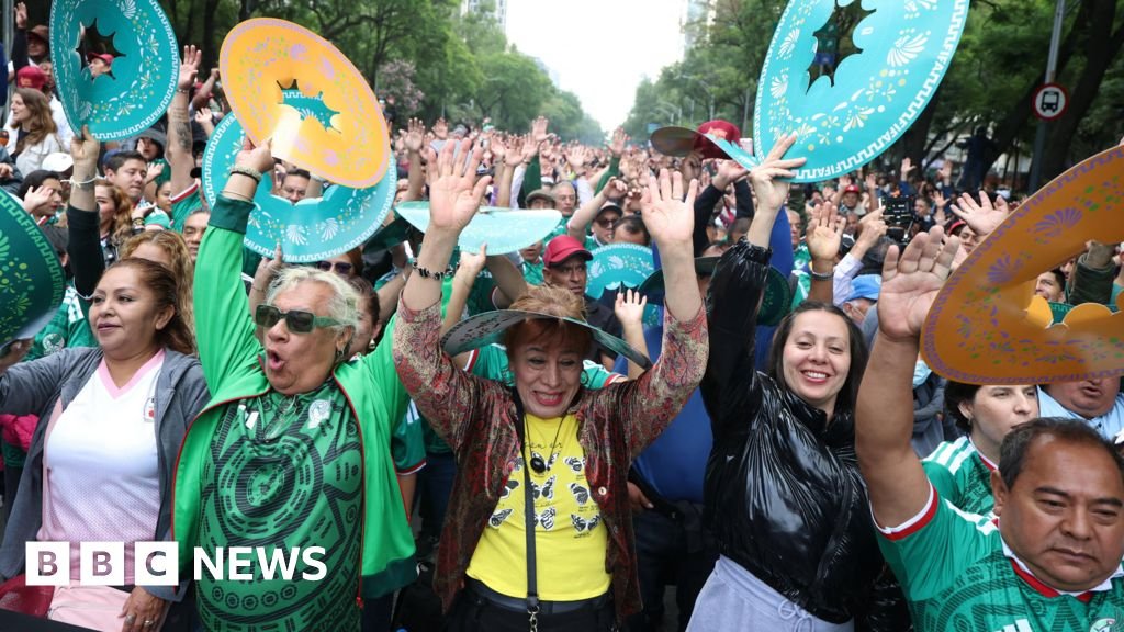 As Mexicans chase a world record wave – is the trend even Mexican?