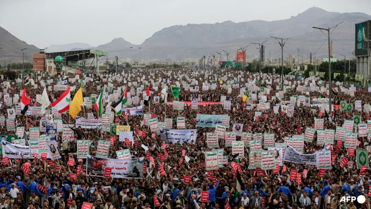 Yemen’s Iran-backed Houthis announce maritime blockade of Saudi Arabia