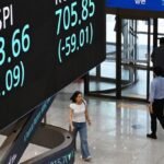Asian stocks stutters after rout, Fed leaves markets guessing on rates