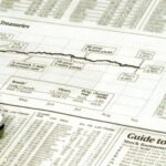 Treasury yields retreat, 10-year hovers around January 2025 highs