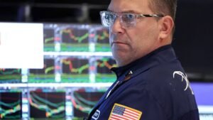 Treasury yields little changed as investors track Middle East developments