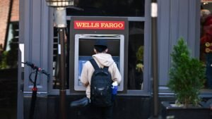 Stocks rise as investors await the start of earnings season — here’s what to expect