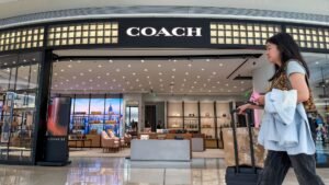 Luxury retailers turn to outlets for growth. Analysts say these stocks can benefit