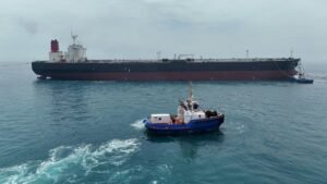 Oil rises as U.S. continues to strike Iran, reinstates naval blockade of the country’s ports
