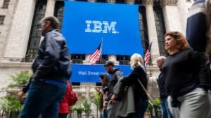 IBM just had its worst day ever. Oppenheimer thinks investors should stay away from the stock