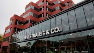 Levi Strauss beats quarterly expectations, raises guidance and dividend