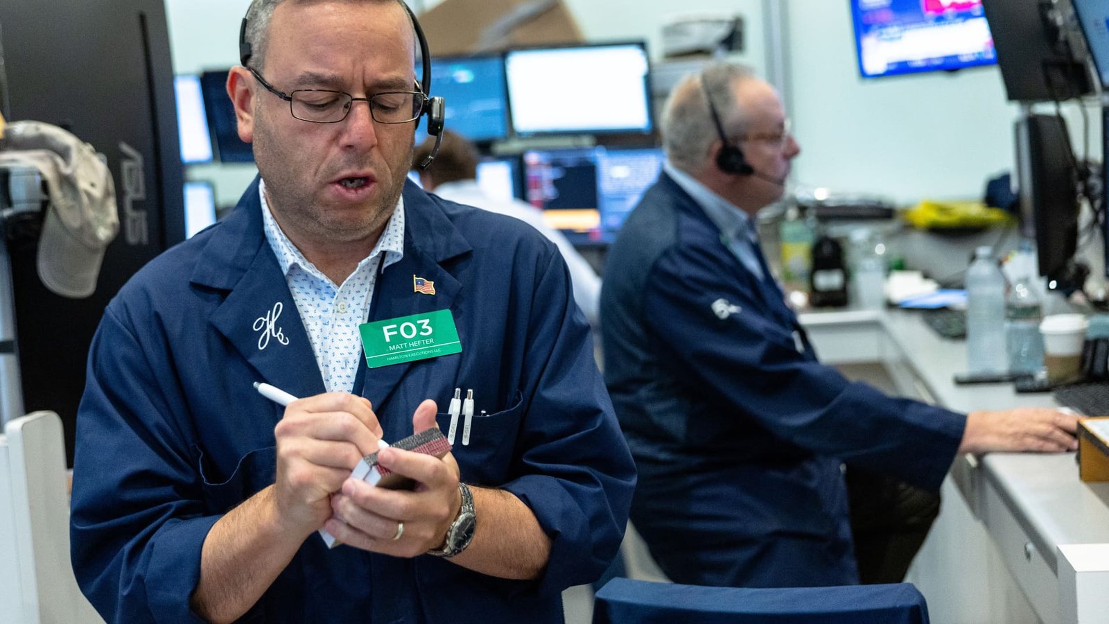 Don’t be fooled by an AI stock bounce. Charts suggest more downside ahead