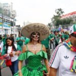 Politics aside, Mexico and Ecuador fans keep World Cup rivalry friendly