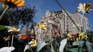 Russia bombards Kyiv in deadliest strike this year, killing at least 25 people