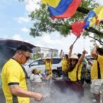 Fans keep up World Cup spirit in extreme Philly heat